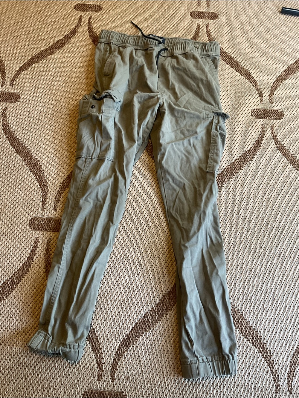 Aeropostal cargo joggers  Olive Cargo Jogger Pants